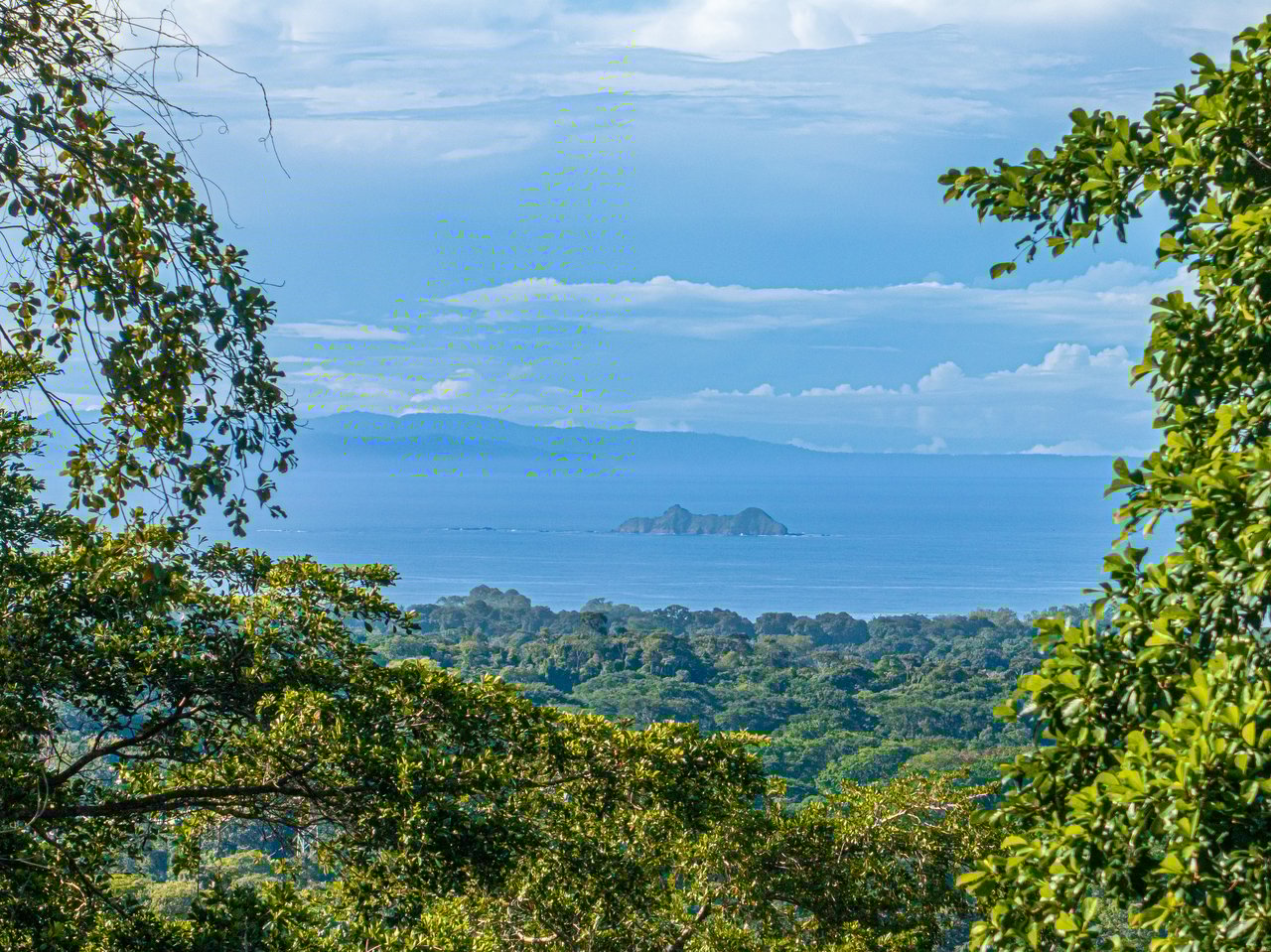 Villa del Altamonte, Best Ocean View Home in the Hills of Uvita.