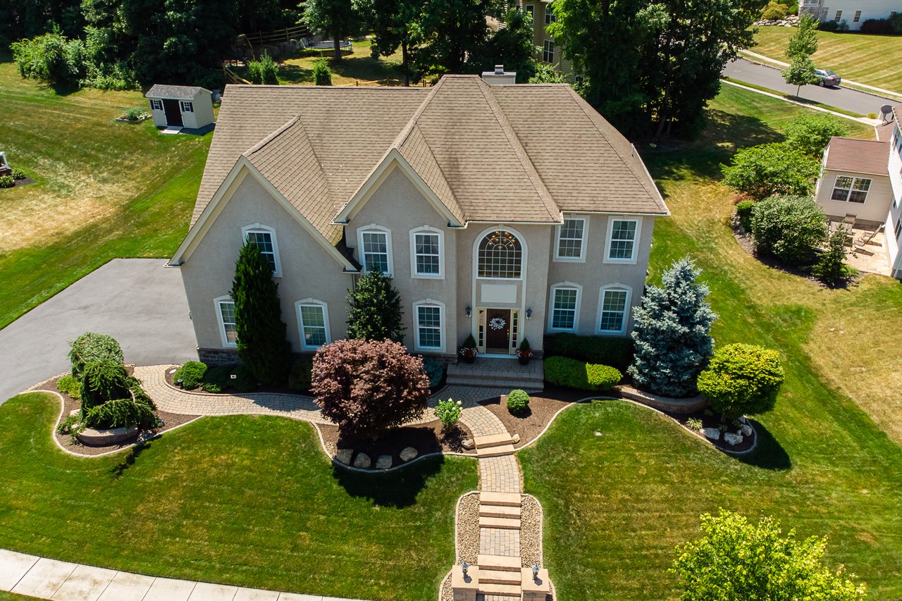 4800 Curly Horse Drive