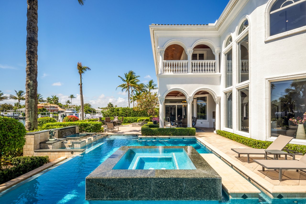 Palm Beach Gardens Waterfront Compound | 200' Deepwater Dockage | Harbour Isles