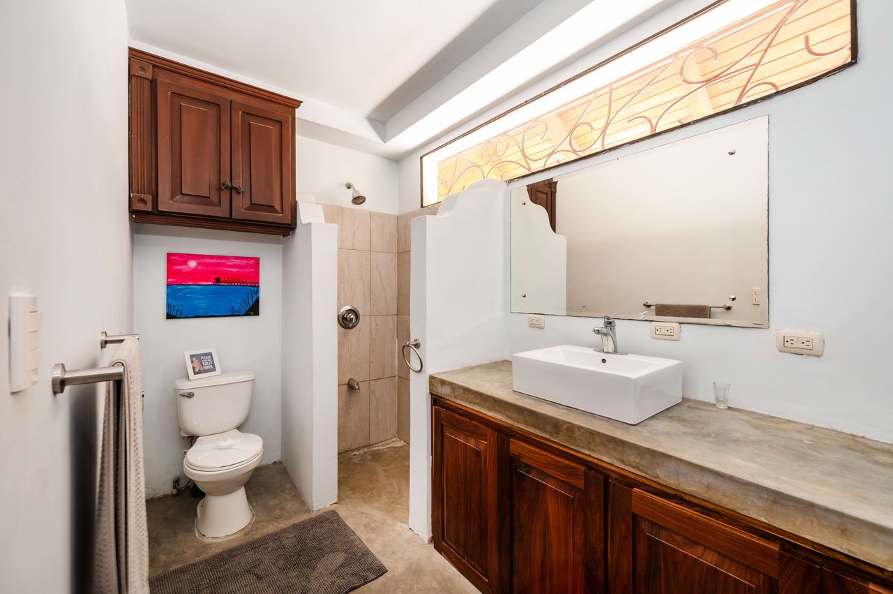 Casa Equilibrio |  Near the Coast House For Sale in Playa Potrero