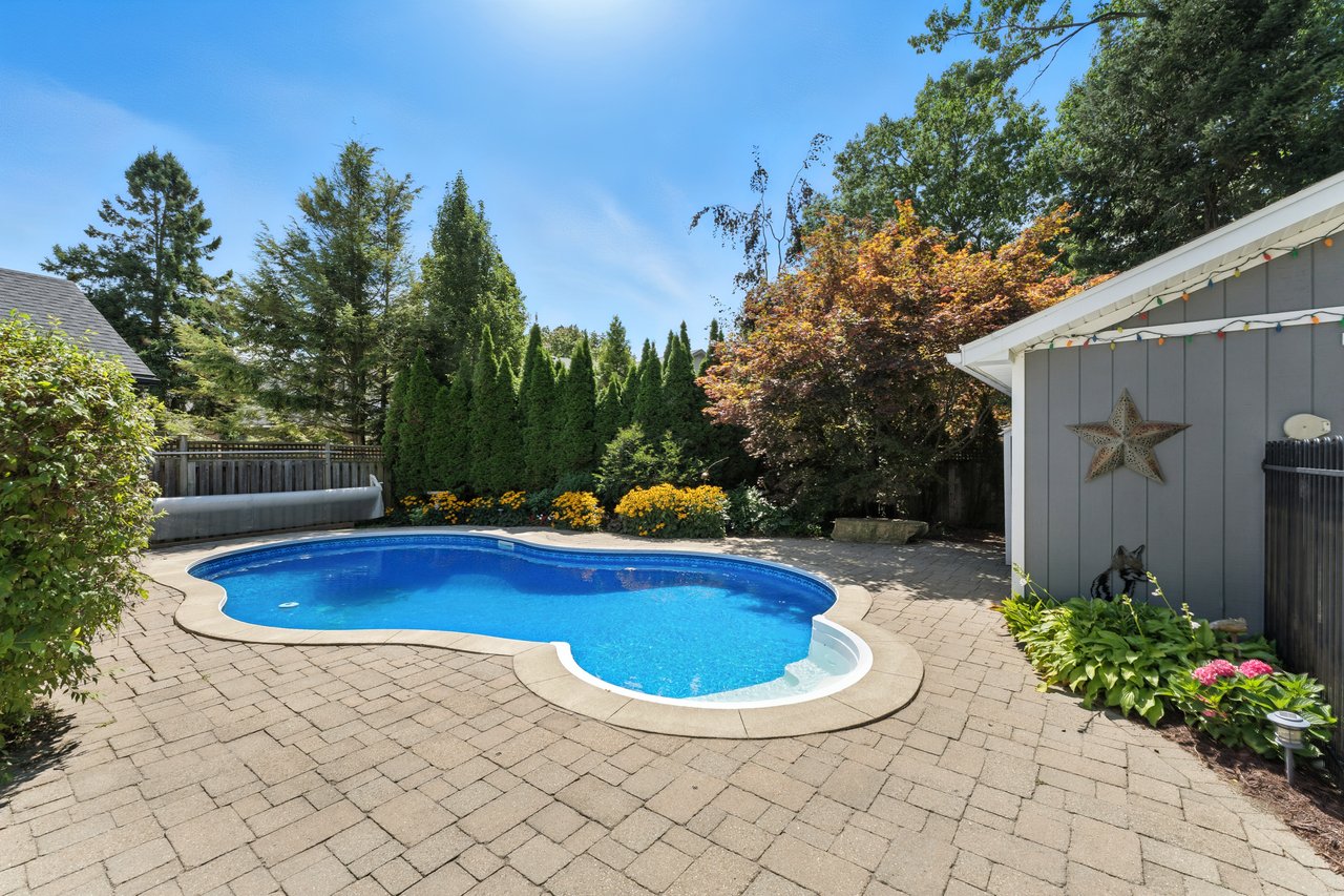 4 Fulham Dr