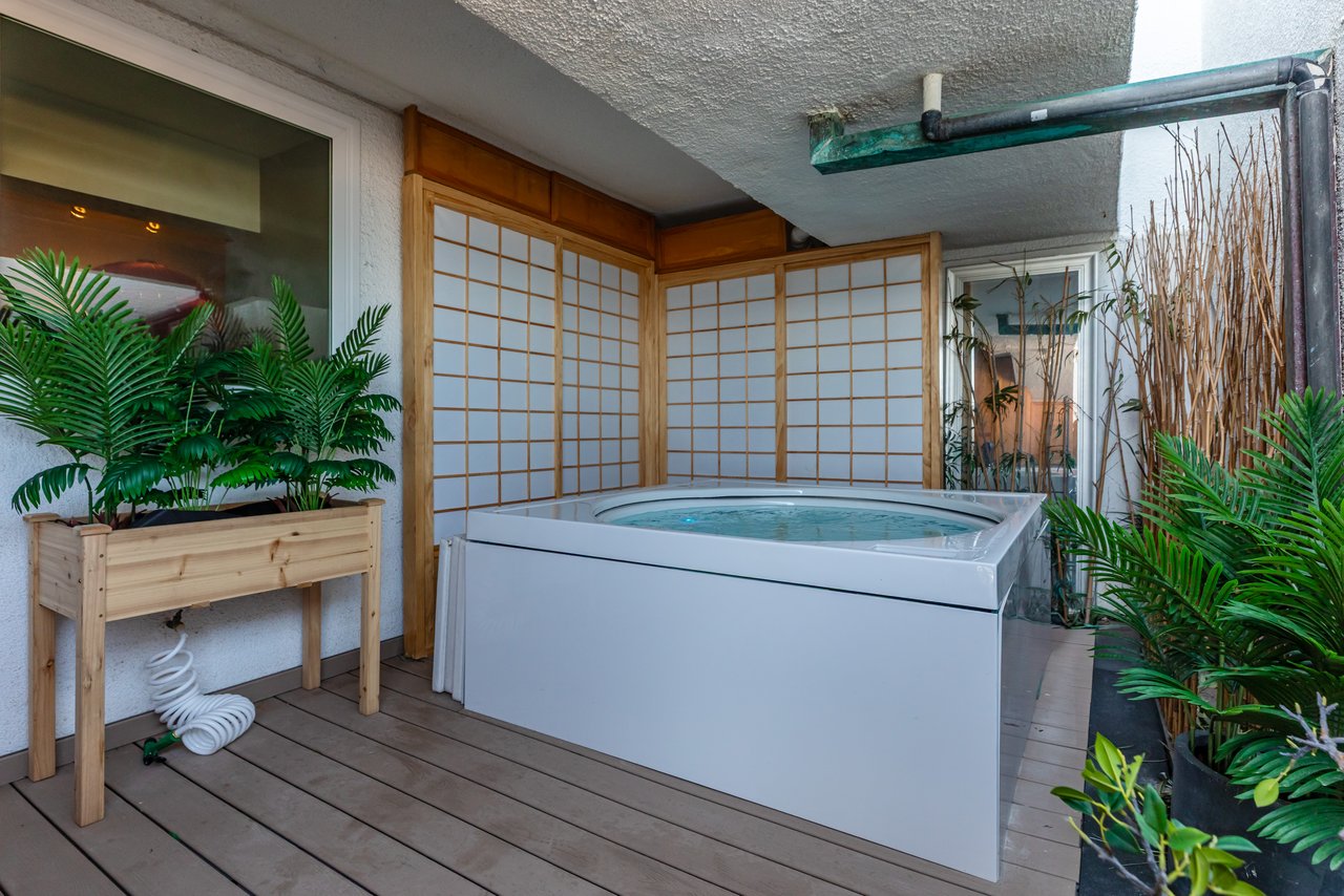 21016 Pacific Coast Hwy