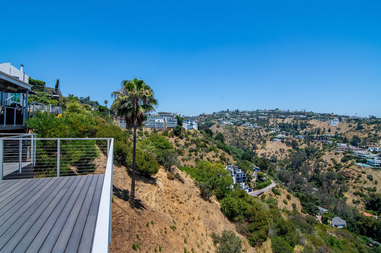 1904 N. Crescent Heights Blvd.