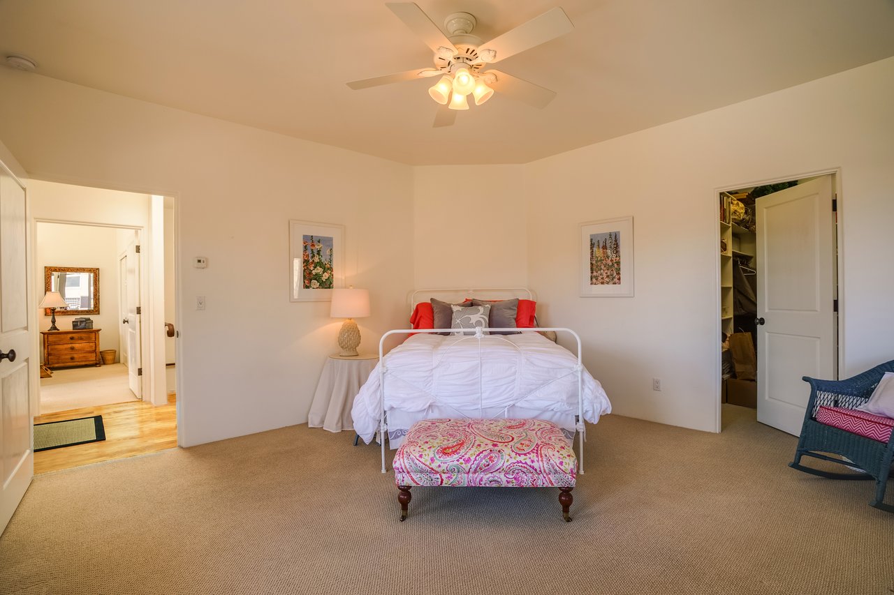 12053 Irish Mist Rd NE