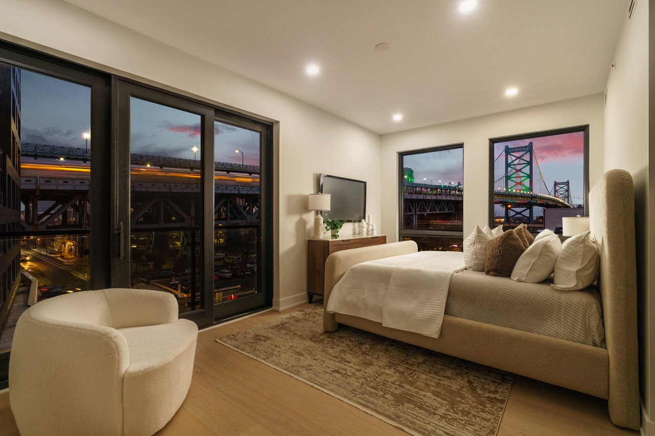 	160-64 N 2nd Street #3R, Philadelphia, PA 19106