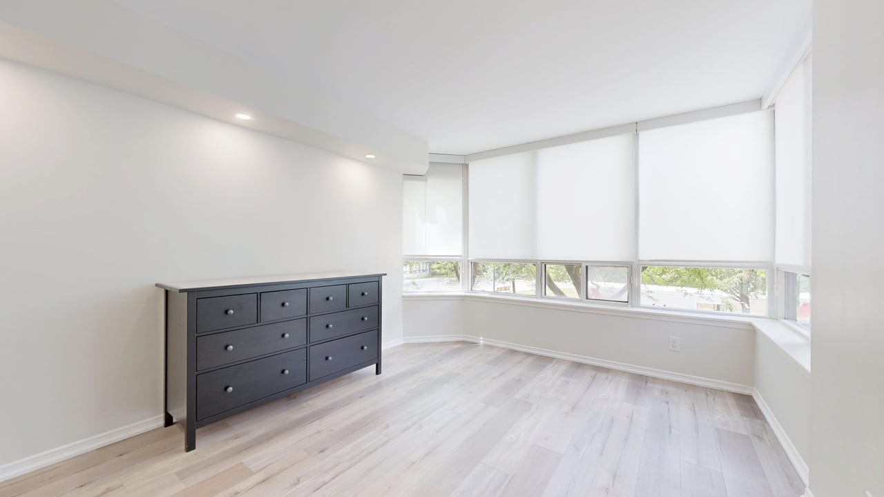 81 Townsgate Drive 211