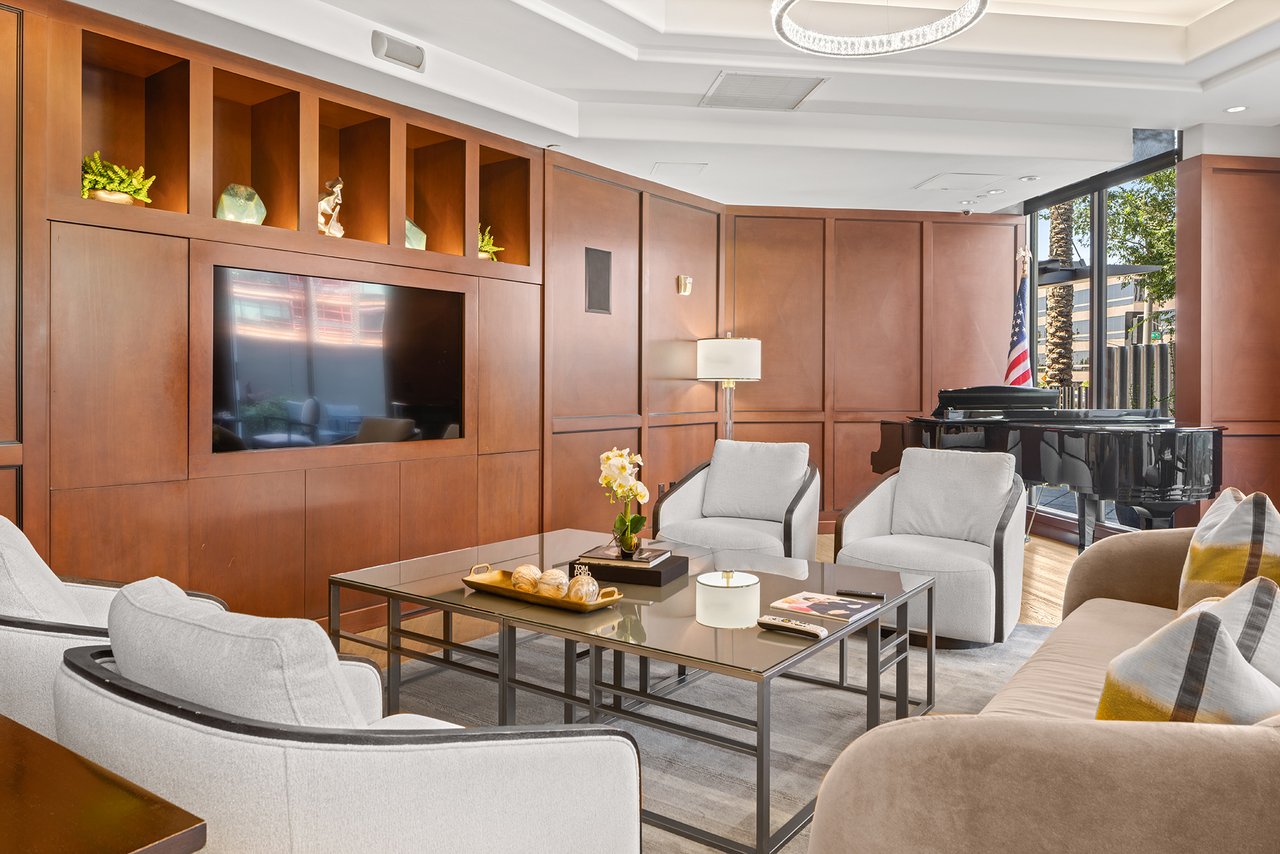 2402 E ESPLANADE Lane 604