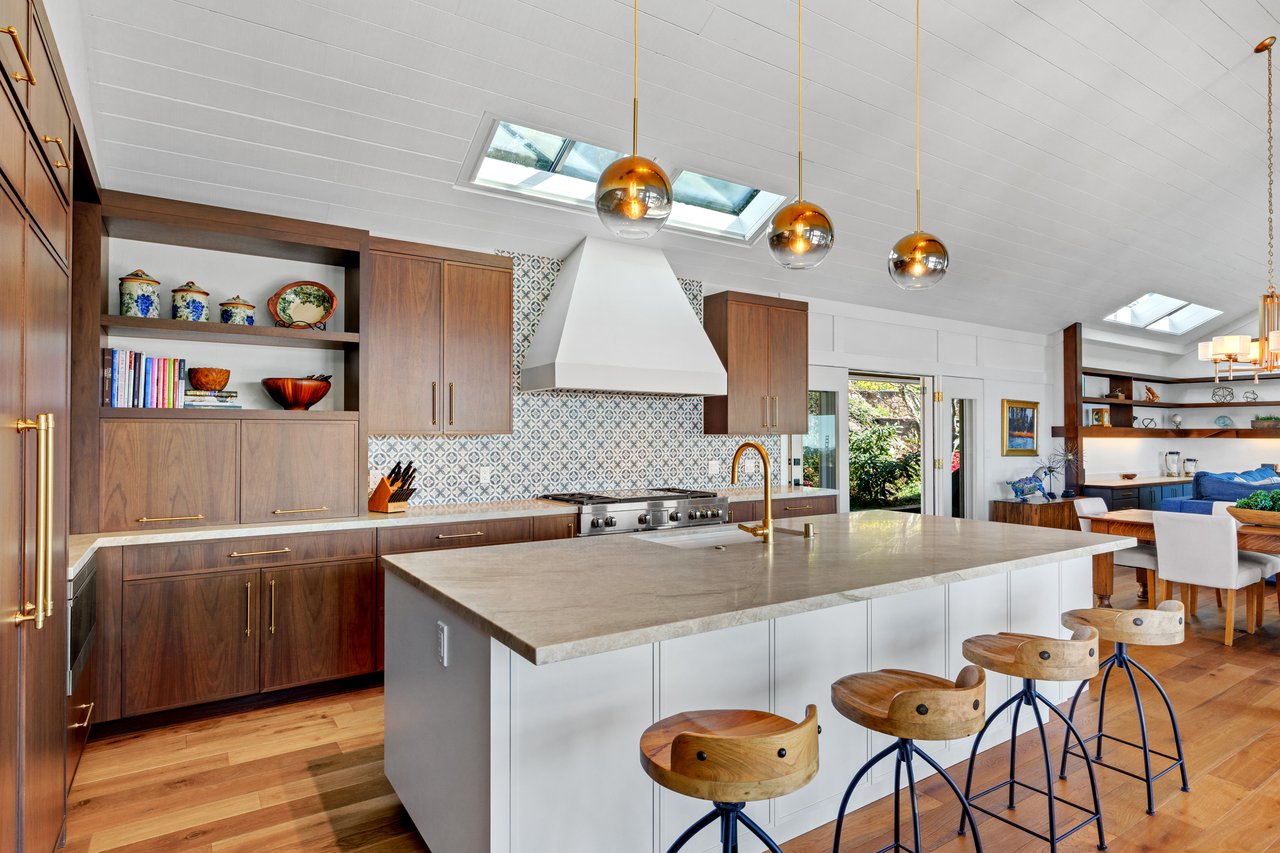 Extraordinary Mount Tiburon Retreat 