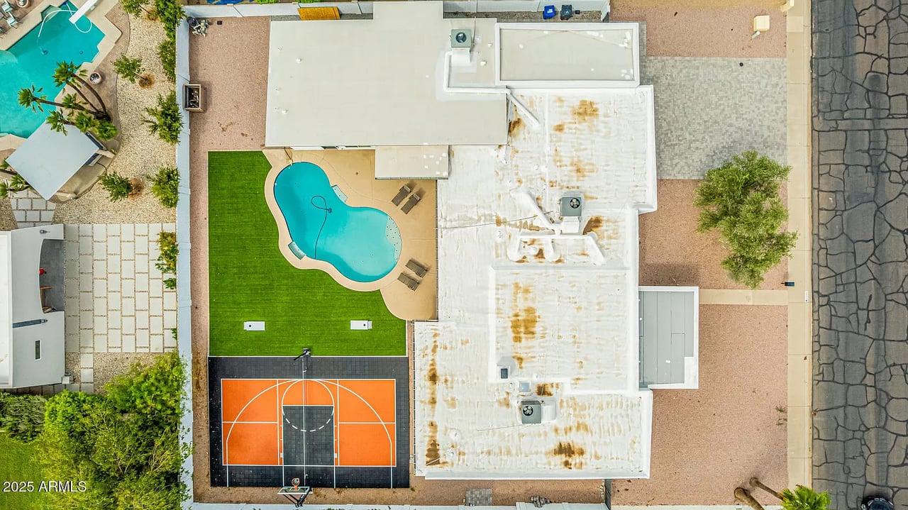 5839 E VOLTAIRE Avenue, Scottsdale