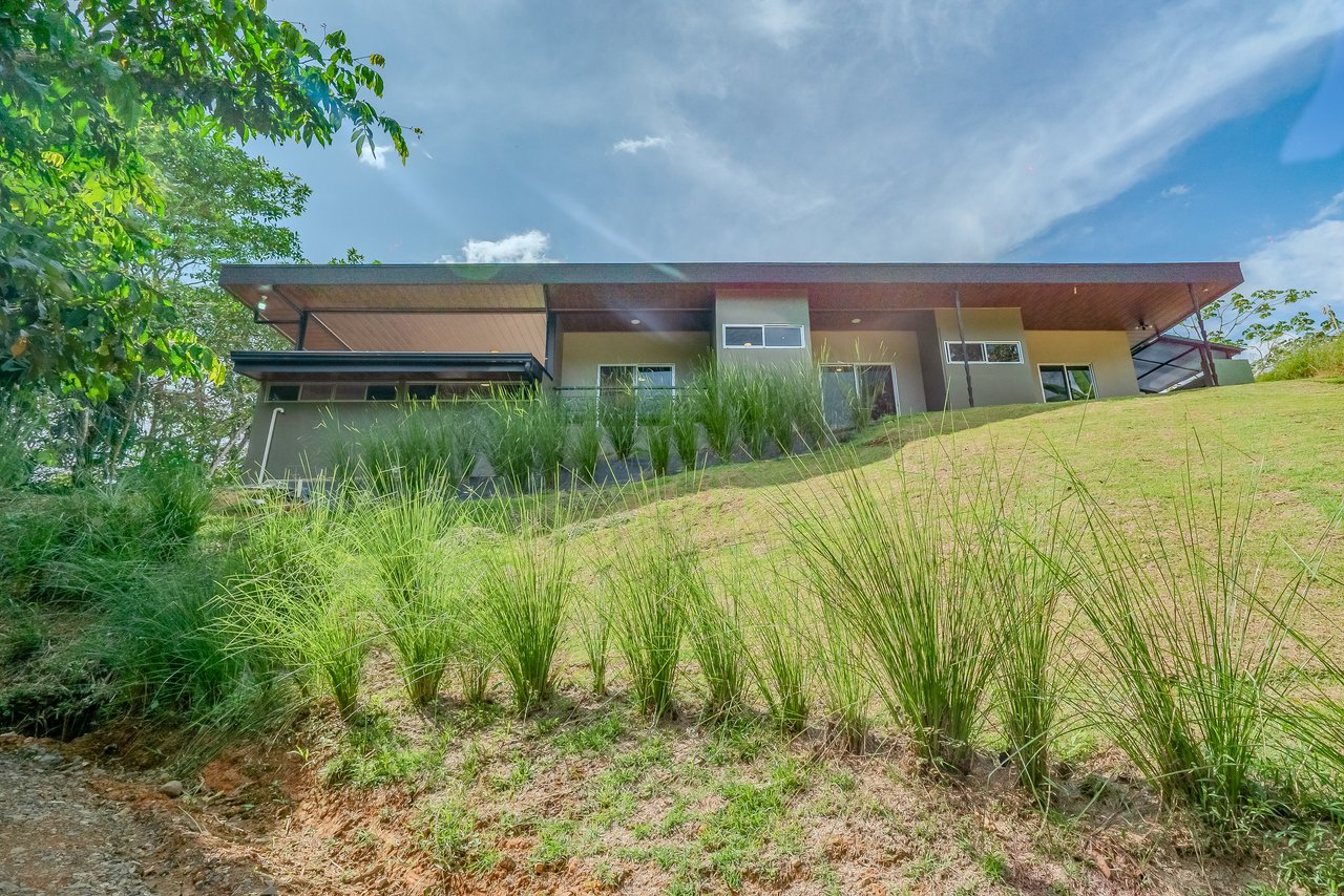 Brand New Tropical Jungle Home in Ojochal