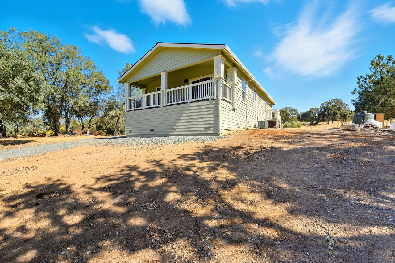 18400 Live Oak Court