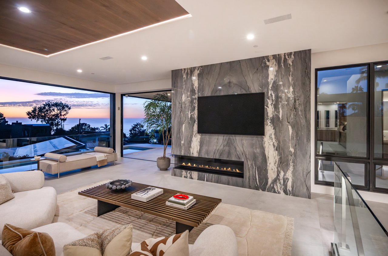 722 Ampitheatre Drive, Del Mar