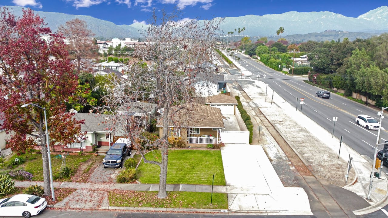 1481 Bonita Avenue