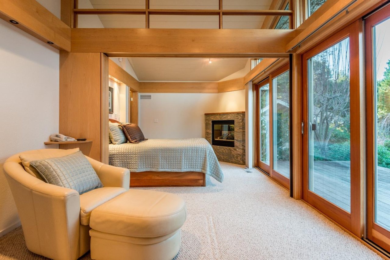 11525 Old Ranch Lane