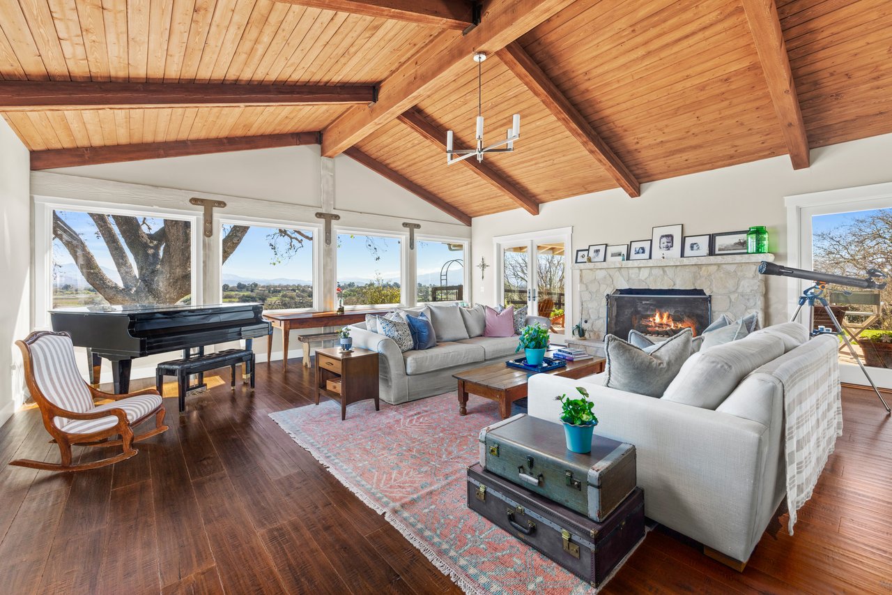 5+/- Acre Los Olivos Retreat