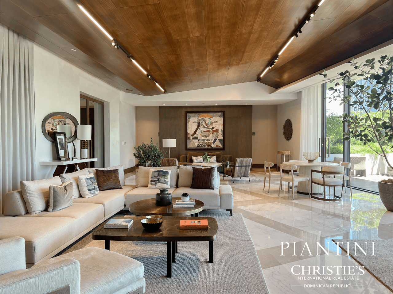 Luxury Ocean View Condo
