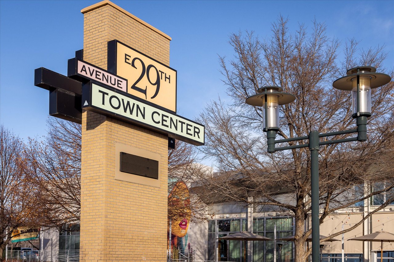 2885 Quebec Street, Denver, CO 80207