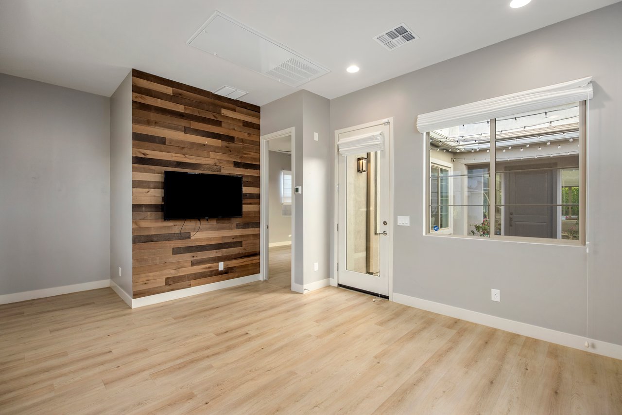 3020 E LOS GATOS Drive