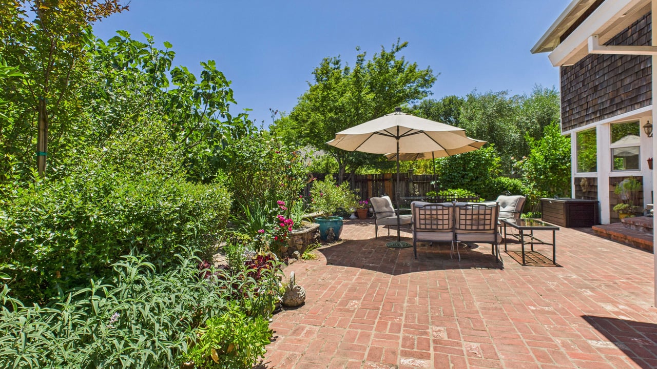 5212 Beaumont Way