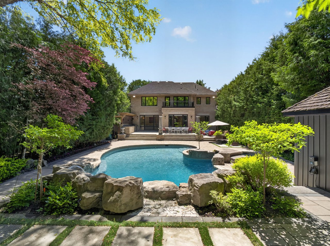 A Rare Ravine Estate