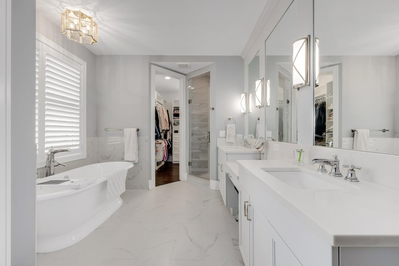 1303 N Cross St, Wheaton IL – Custom Luxury Home Built in 2019 with Resort-Style Outdoor Living