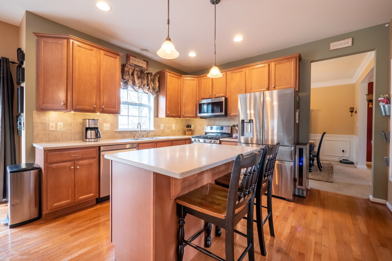 4640 Rolling Ridge Drive