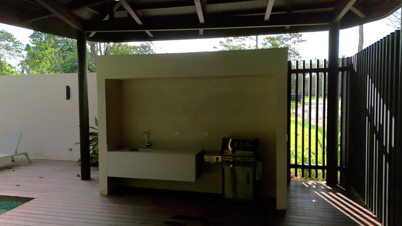 Gated Community Lots Walking Distance to Avellanas