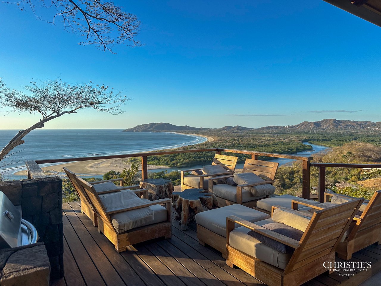 Casa Tres Doces - El Tesoro Development