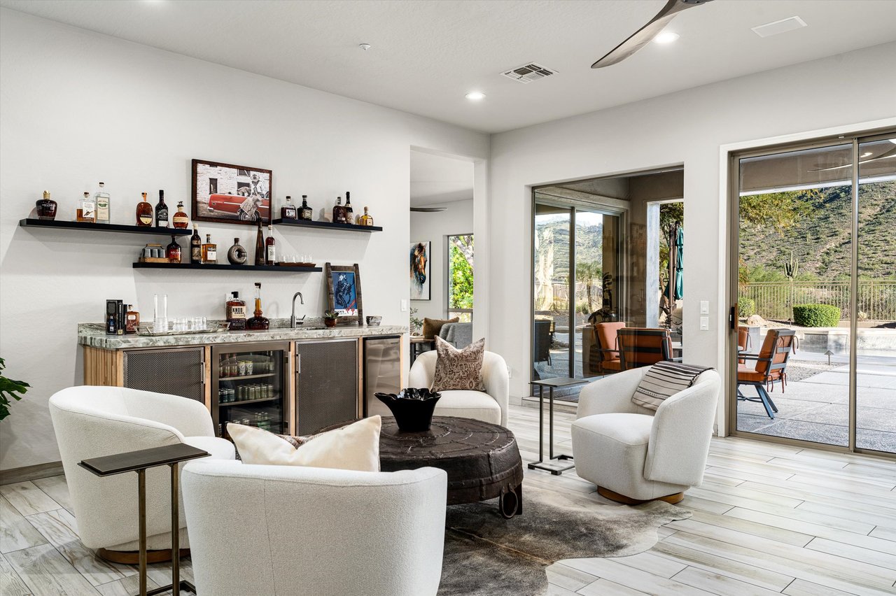 11115 E WINCHCOMB Drive, Scottsdale