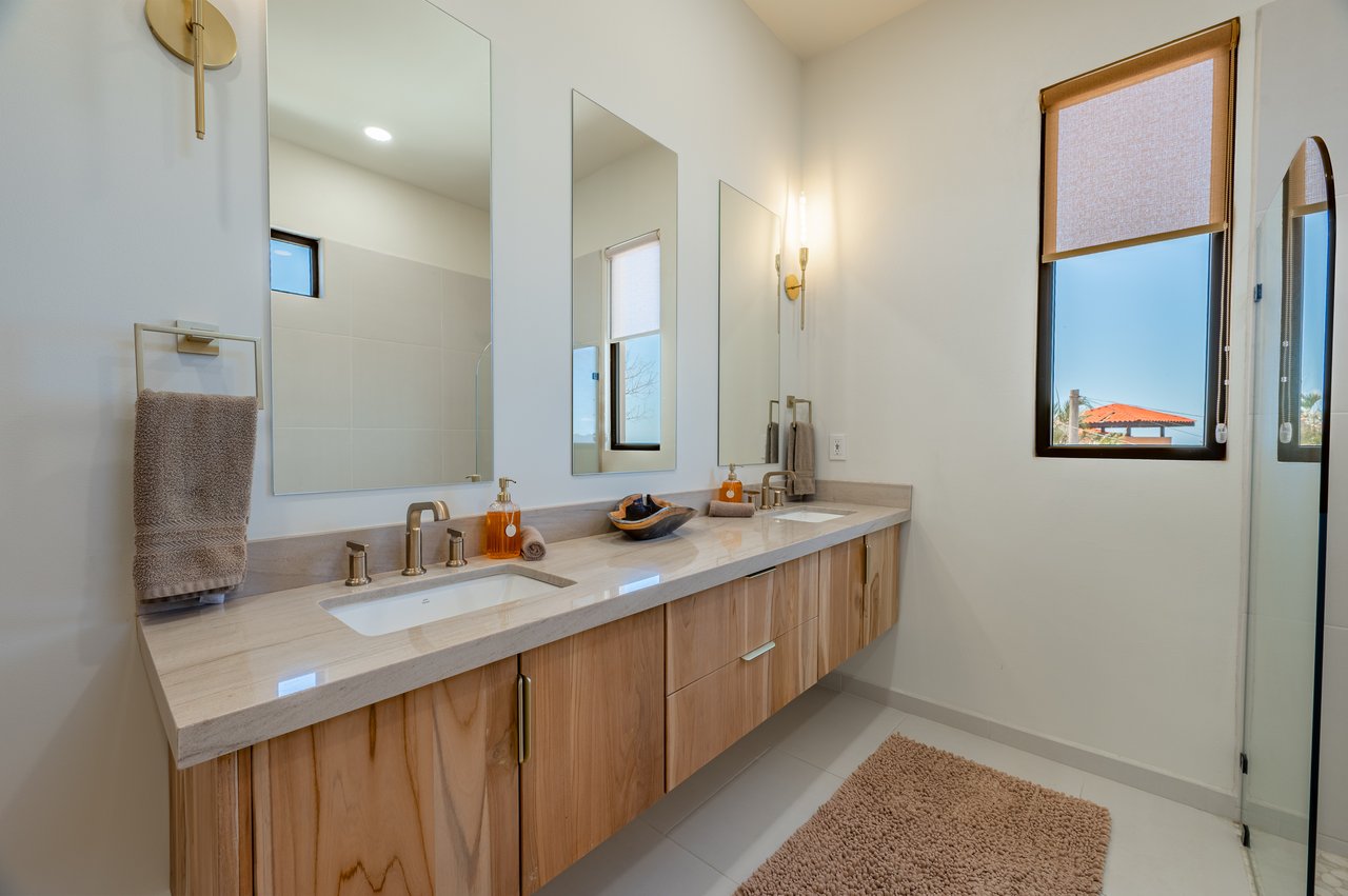 Casa En Las Rocas | Spectacular Ocean-View Home in Pacific Heights