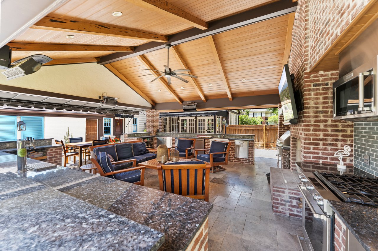 Avondale Tudor