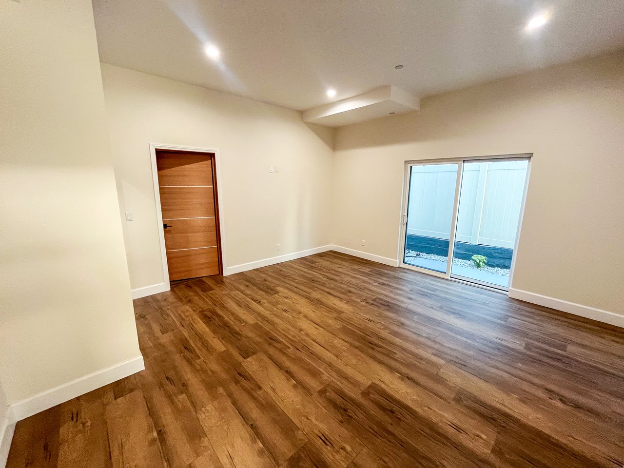 Brand-New 5-Unit Multifamily in Prime Los Angeles