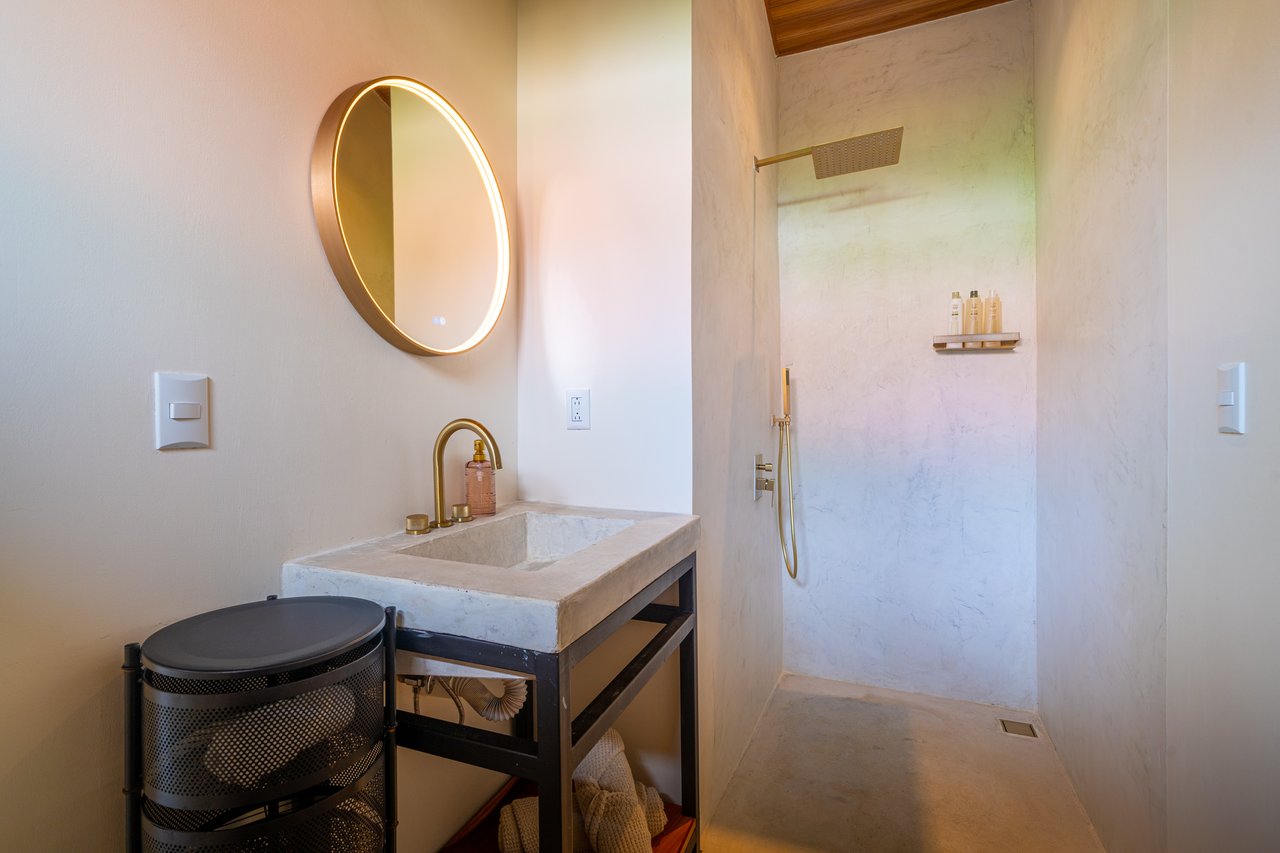 Income Ready Boutique Investment near Whale's Tail Beach