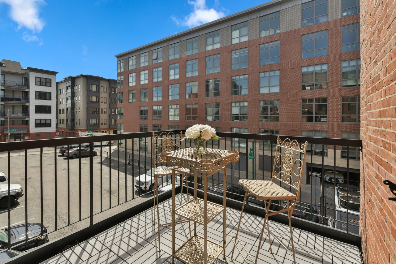 55 W Broadway, Unit 3