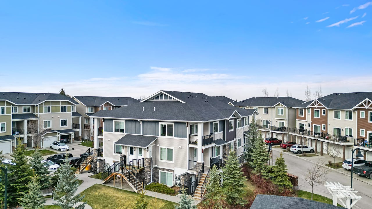 244, 300 Marina Drive Unit: 244