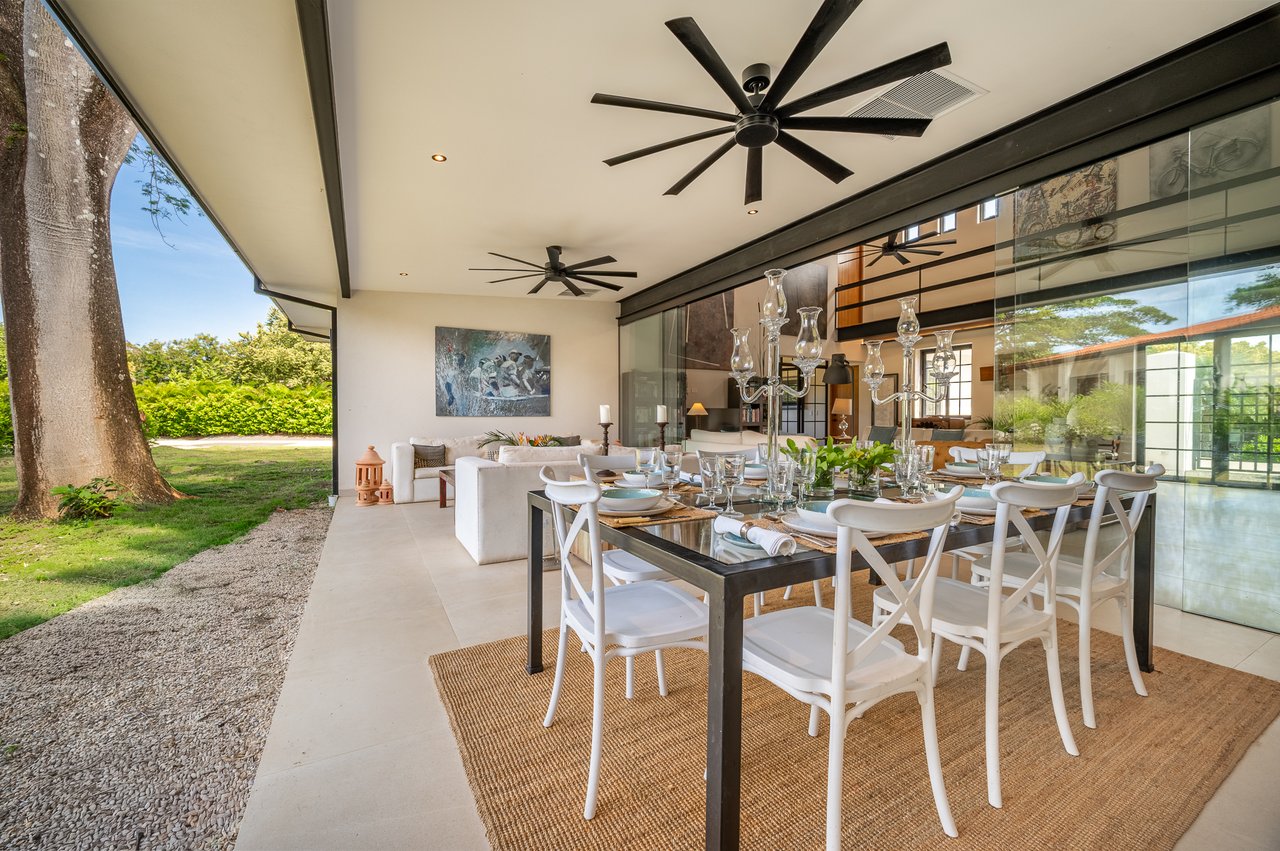 Casa Canto del Agua | Luxury 7-Bedroom Villa with Two Guest Apartments in Hacienda Pinilla’s Reserva de Golf