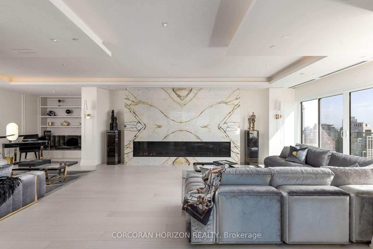 CROWN JEWEL OF YORKVILLE