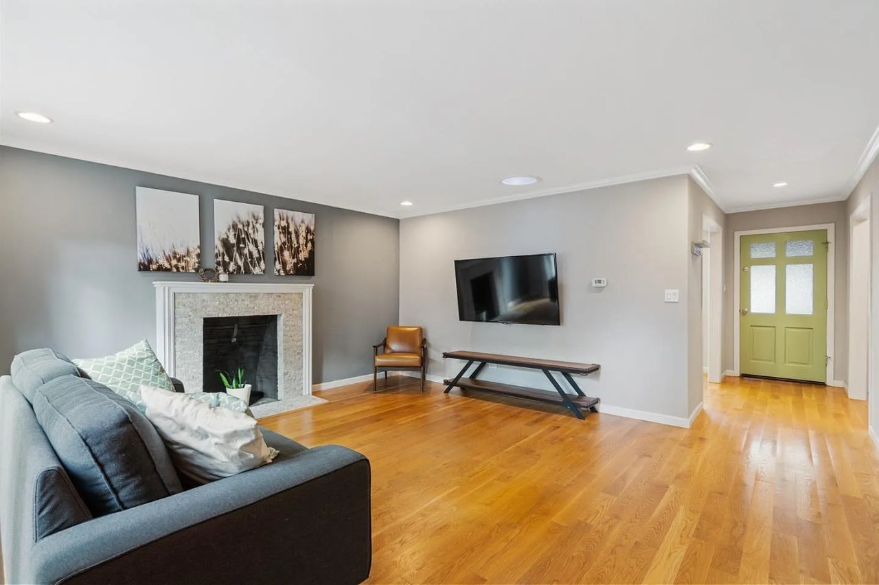 2020 Madison Ave