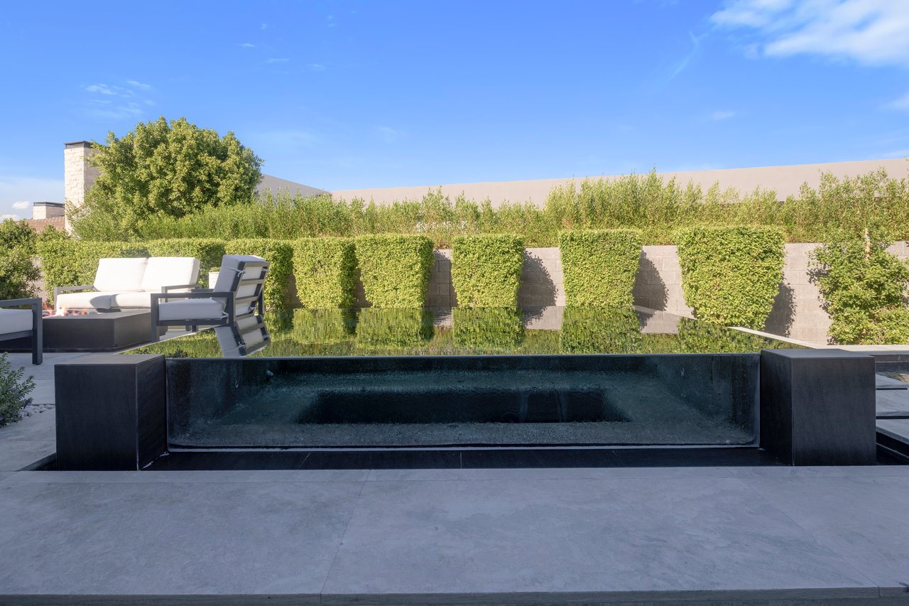 6914 E Cactus Wren Road