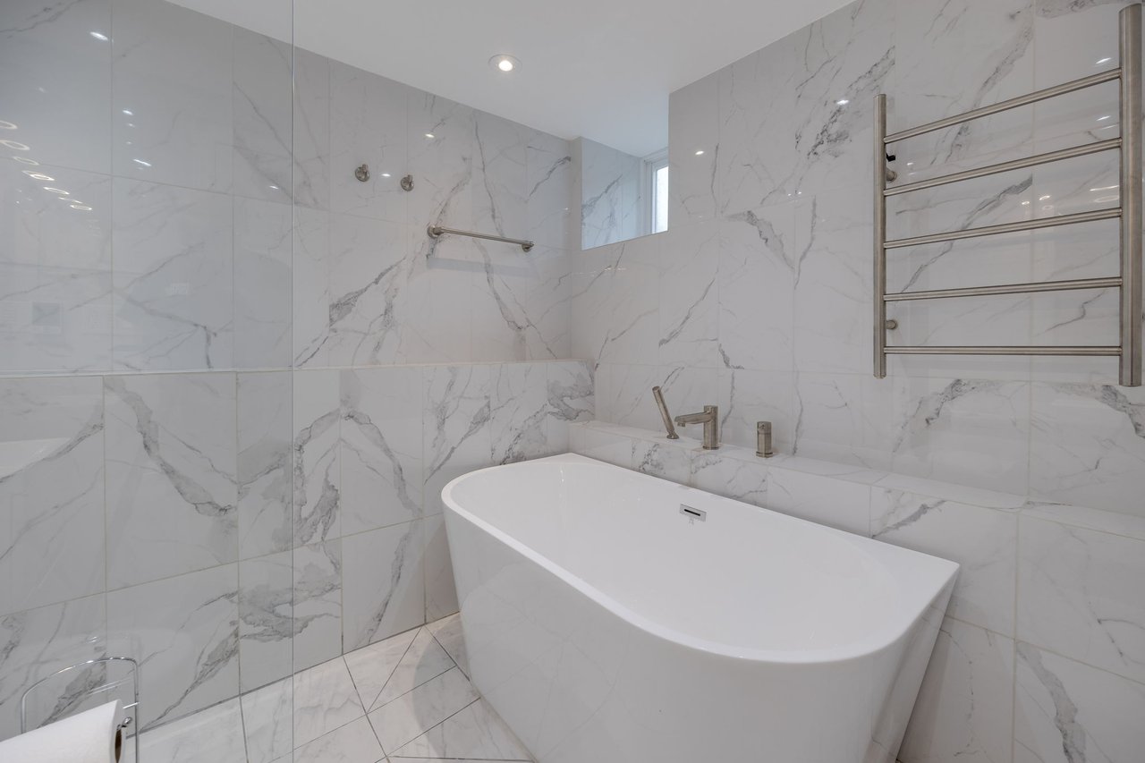 21 Clendenan Ave, Basement
