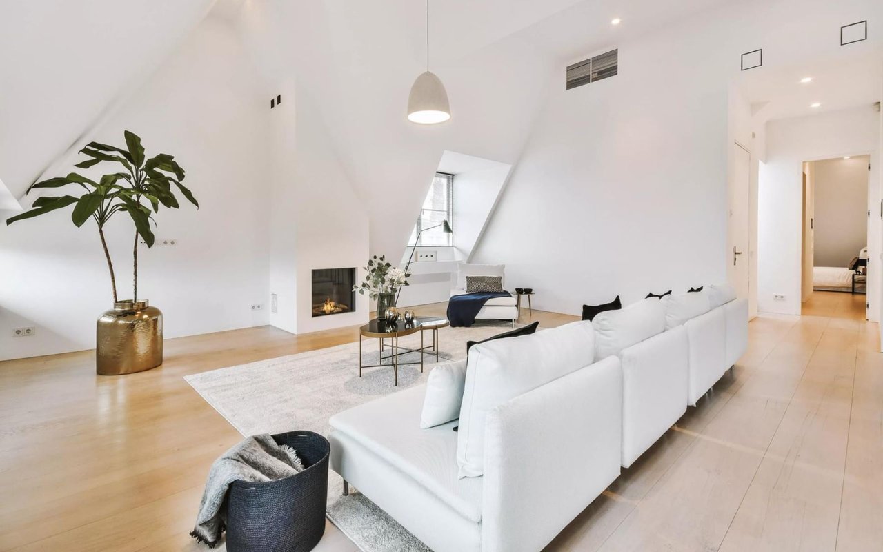 Here's Why You Shouldn't Max Out Your Budget When Buying A Home