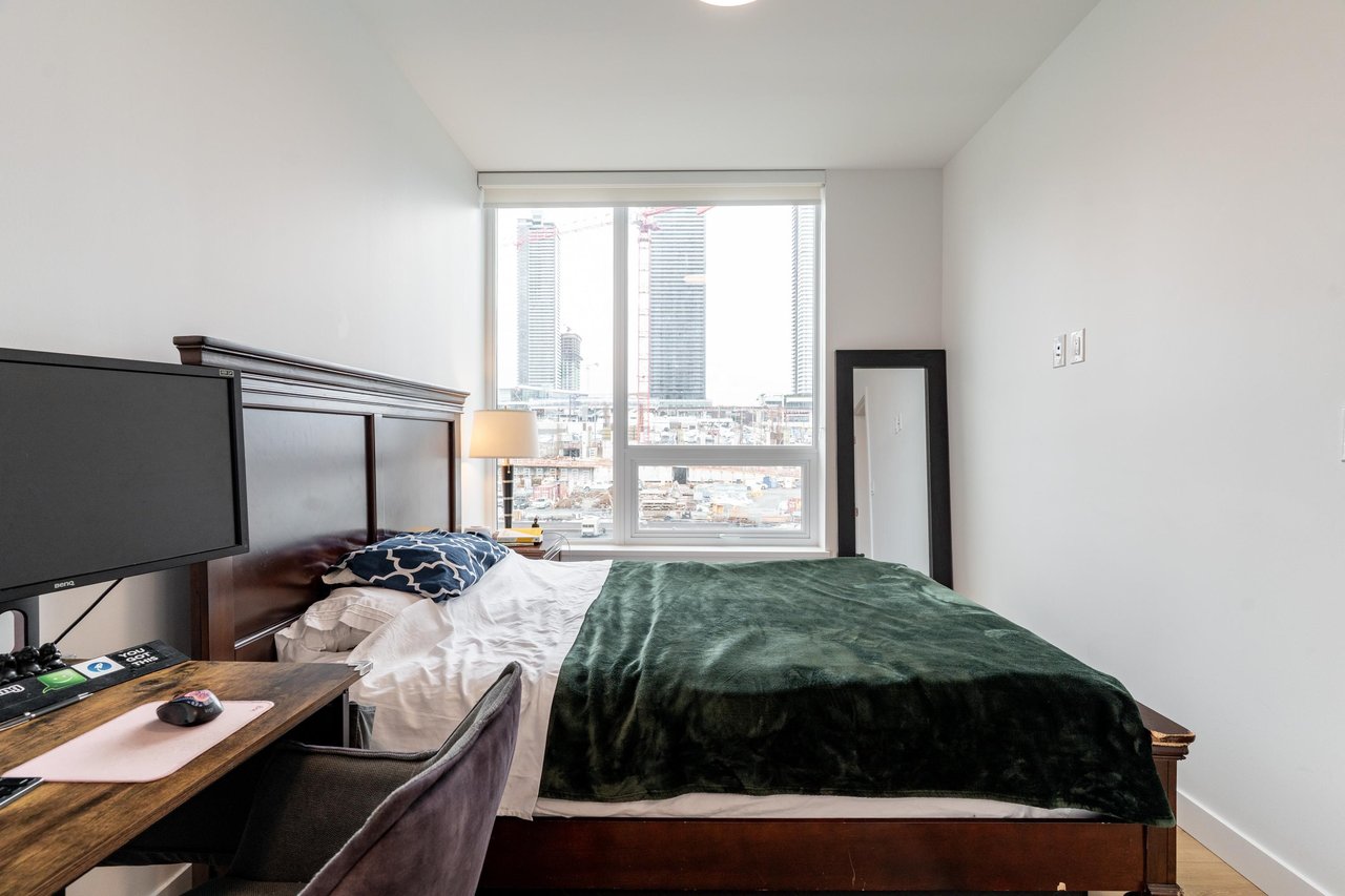 408-2425 Alpha Ave