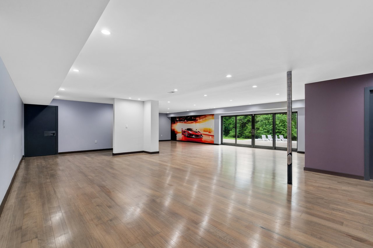 9100 Mill Pond Valley Dr