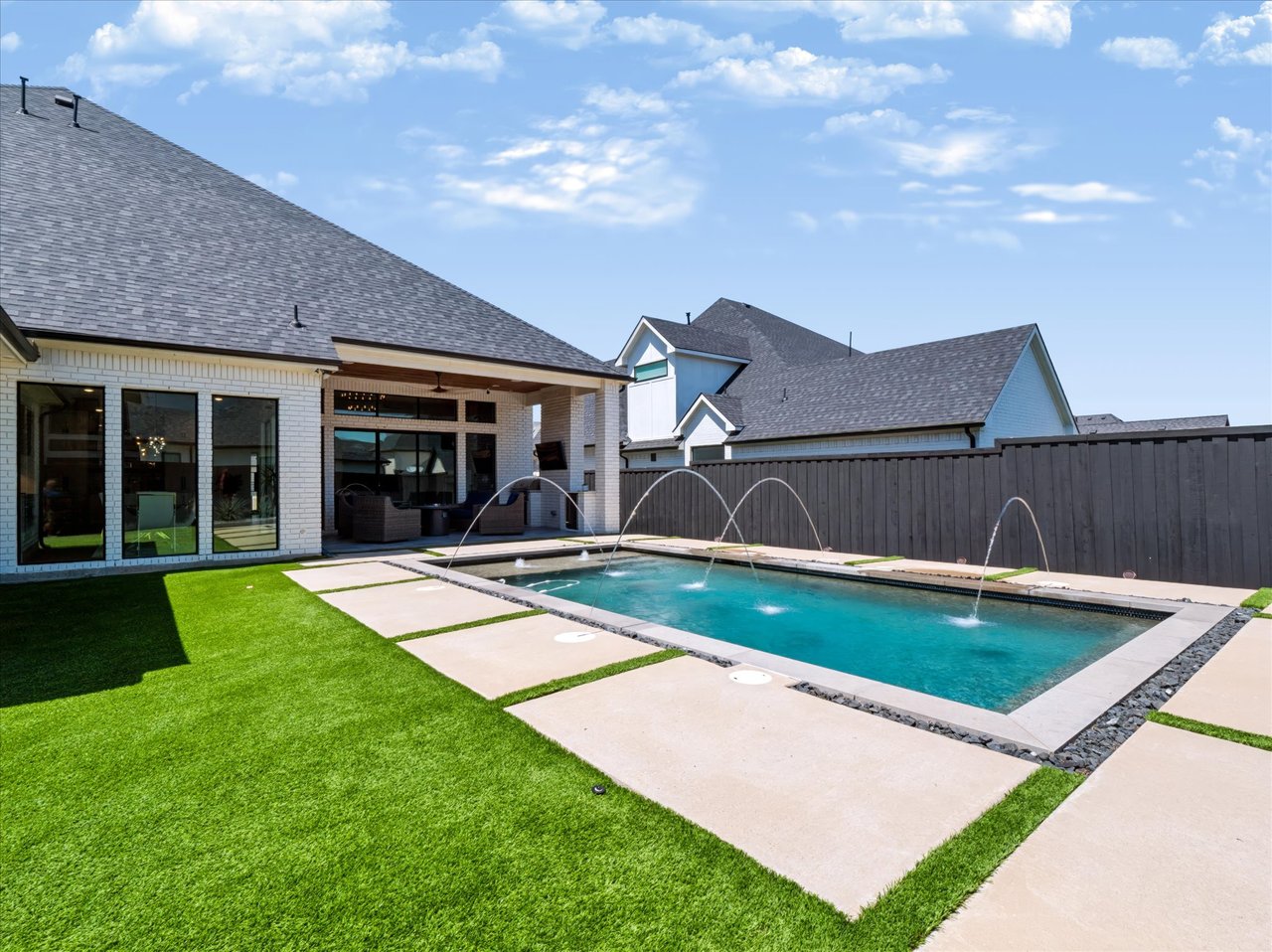 1300 Buckskin Trail