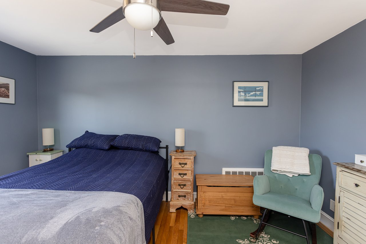 2 Linden Street, Middletown, RI 02842