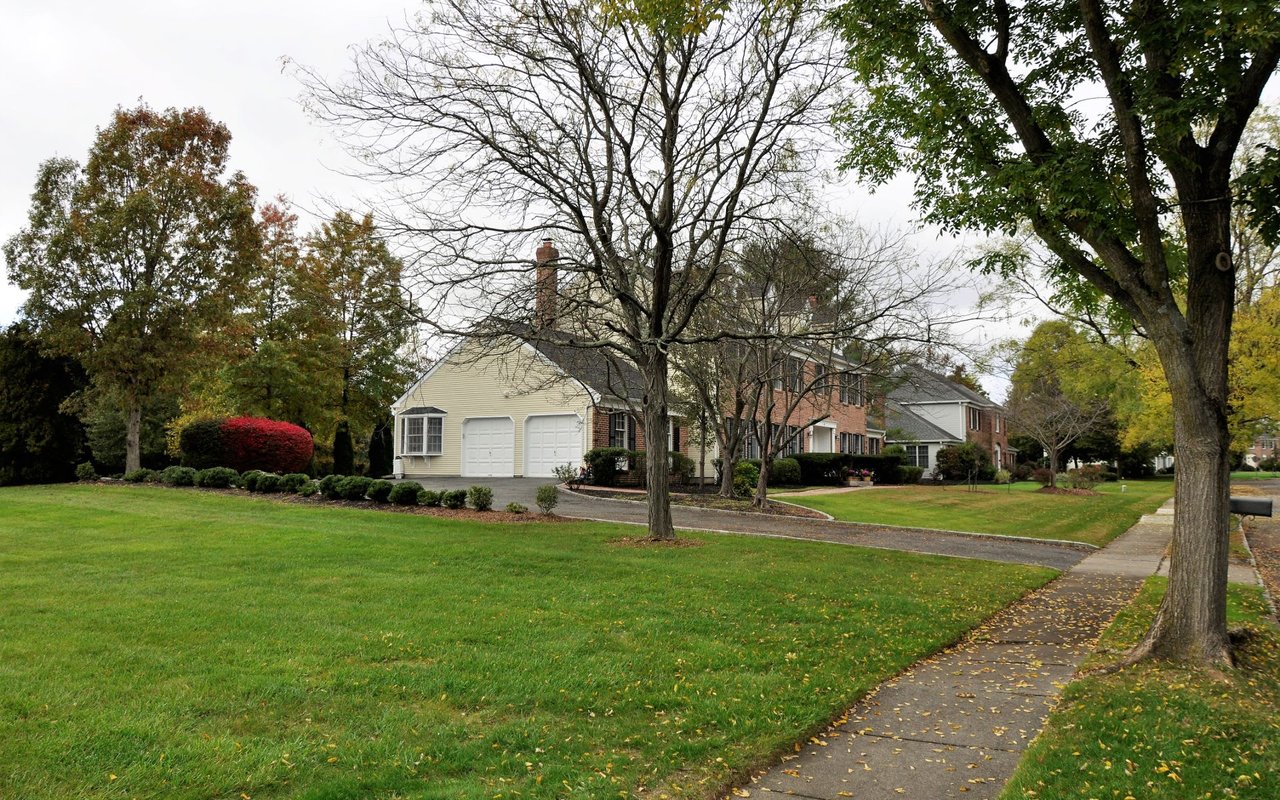 41 MILLBROOK DR