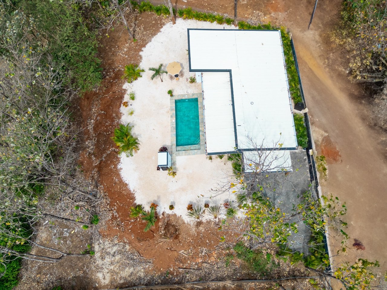 Casa Primos | Modern 3-Bedroom Home in Villareal with Pool, Terrace, and Prime Beach Access