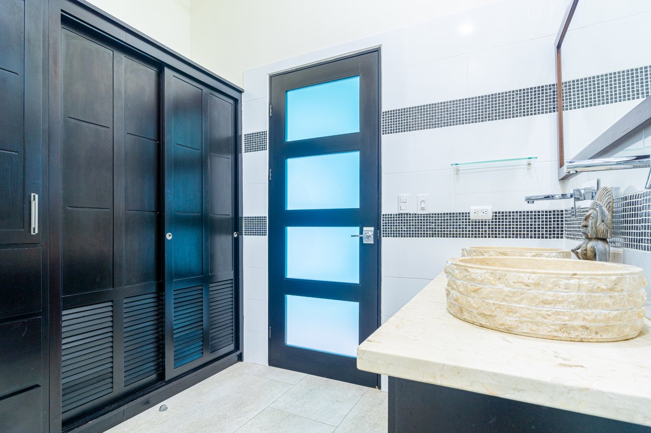 Luxury Ocean View Retreat Overlooking the Whale’s Tail – Proven Rental in Gated Enclave