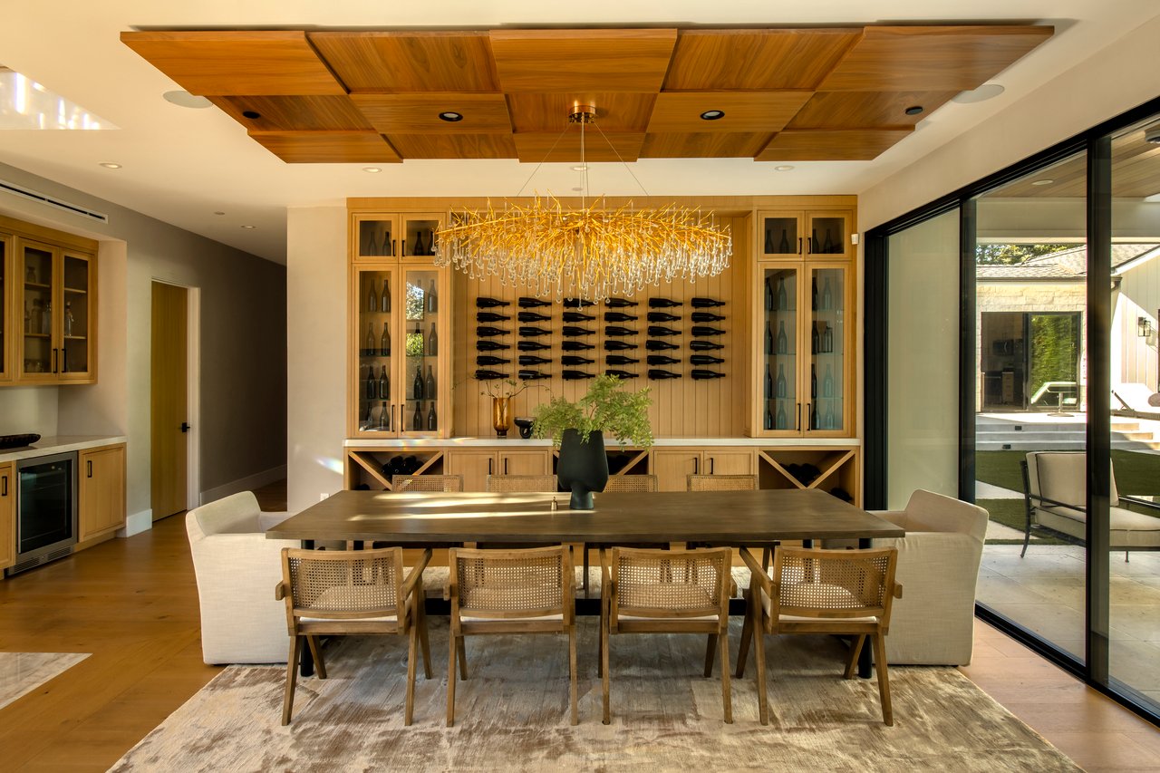 196 S Greenfield Ave, Westwood