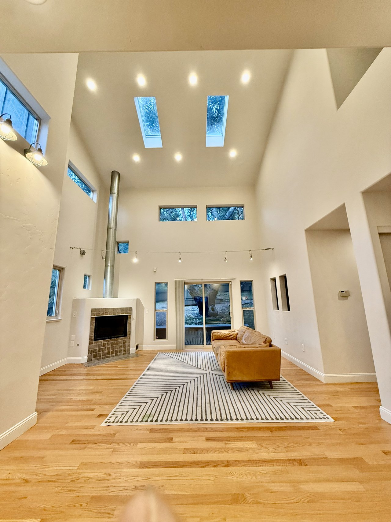 4400 Saint Andrews Rd, Oakland, CA-94605